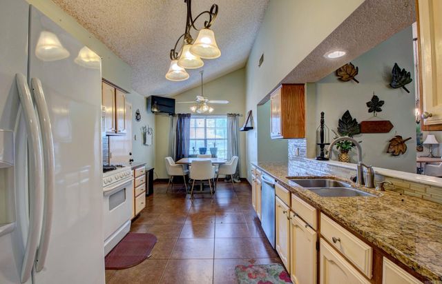 29 Lendl Loop, Little Rock, AR 72210