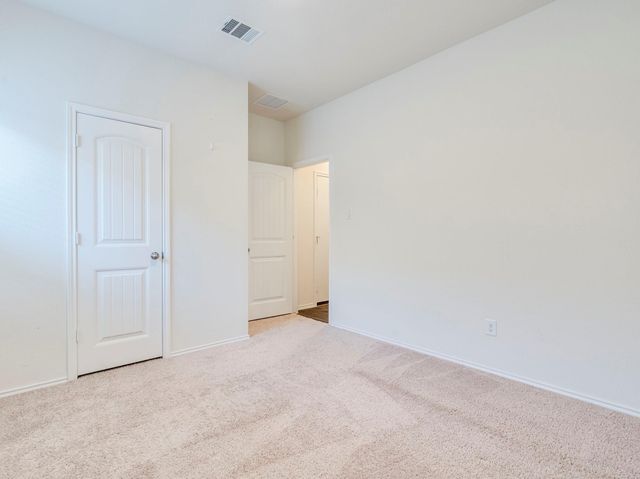 340 Andover LN, Kyle, TX 78640