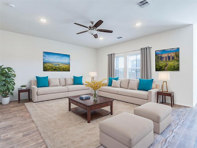 340 Andover LN, Kyle, TX 78640