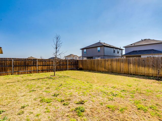340 Andover LN, Kyle, TX 78640