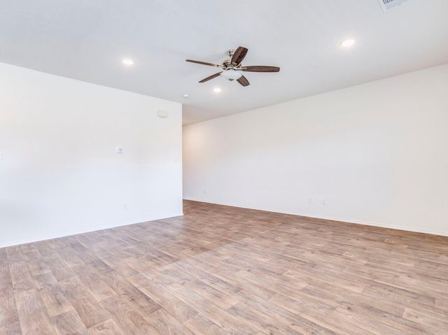 340 Andover LN, Kyle, TX 78640