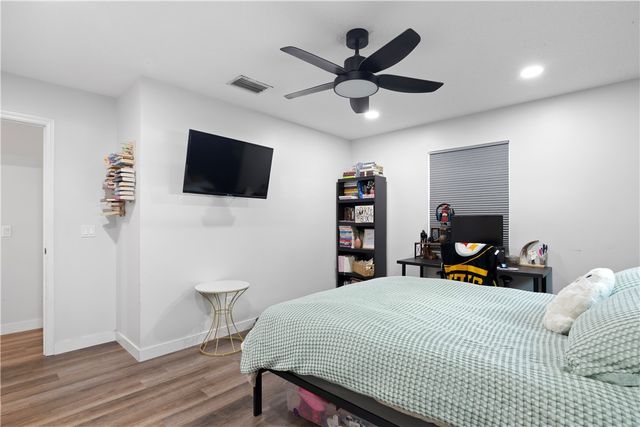 8775 24th Street, Vero Beach, FL 32966