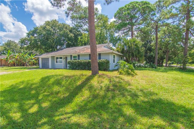 8775 24th Street, Vero Beach, FL 32966