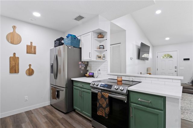 8775 24th Street, Vero Beach, FL 32966