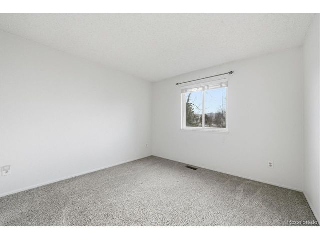 6843 S Everett St, Littleton, CO 80128