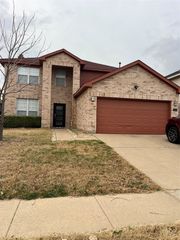 7504 Marsland Lane, Arlington, TX 76001