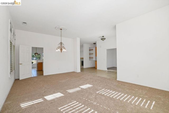 710 Central Park Pl, Brentwood, CA 94513