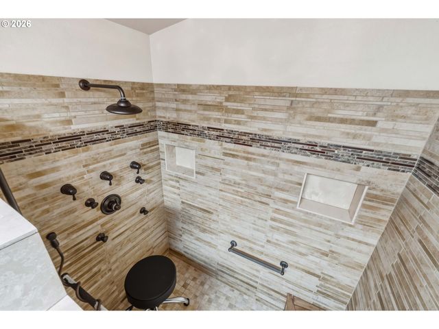 1030 JUNE Ave, Bandon, OR 97411