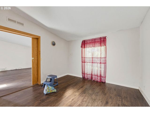 1030 JUNE Ave, Bandon, OR 97411