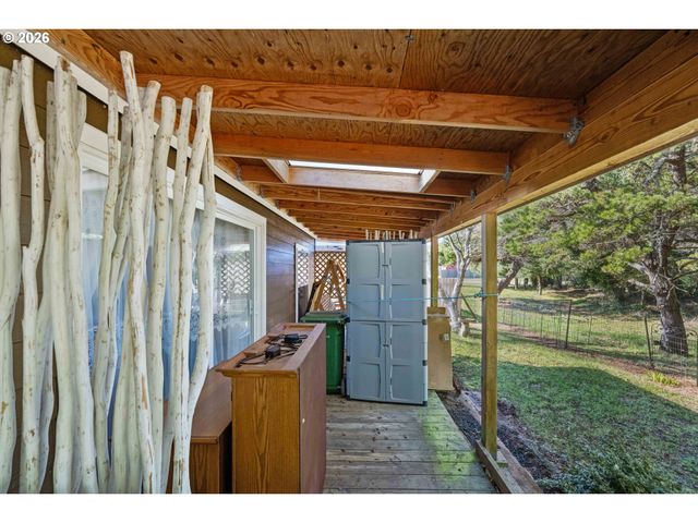 1030 JUNE Ave, Bandon, OR 97411