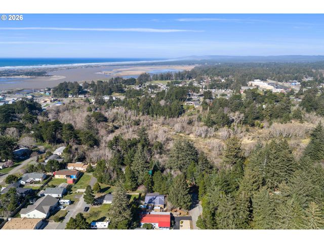 1030 JUNE Ave, Bandon, OR 97411