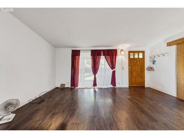 1030 JUNE Ave, Bandon, OR 97411