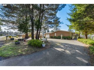 1030 JUNE Ave, Bandon, OR 97411