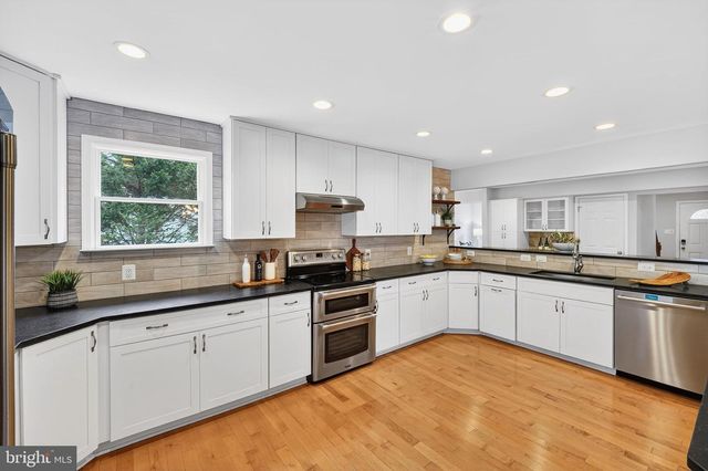 2295 SHAWN CT, Dunn Loring, VA 22027