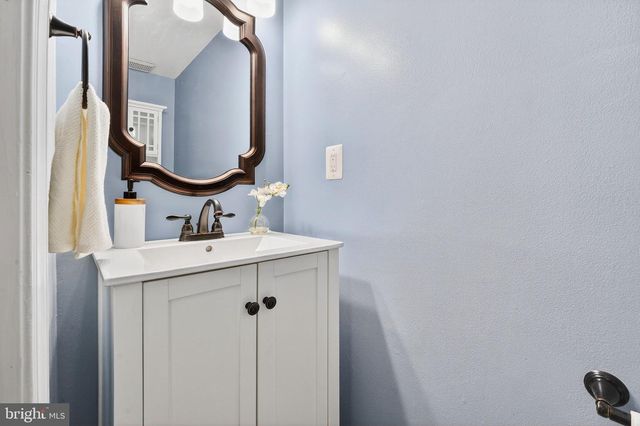 2295 SHAWN CT, Dunn Loring, VA 22027