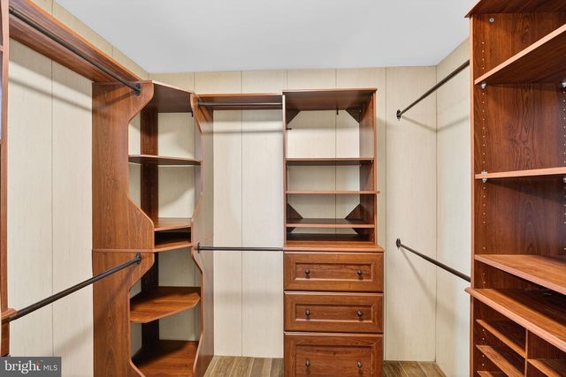 2295 SHAWN CT, Dunn Loring, VA 22027