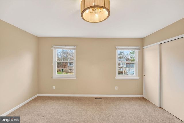 2295 SHAWN CT, Dunn Loring, VA 22027