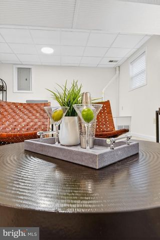 2295 SHAWN CT, Dunn Loring, VA 22027