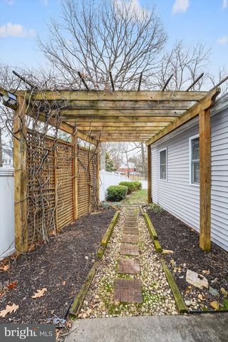 2295 SHAWN CT, Dunn Loring, VA 22027