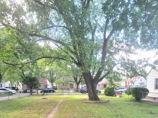 2722 10th Street, Rockford, IL 61109