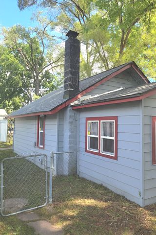 2722 10th Street, Rockford, IL 61109