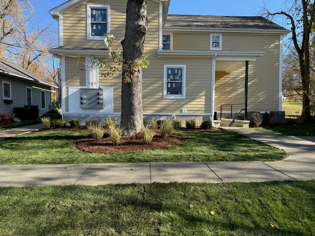 627 River N 4, Ypsilanti, MI 48198