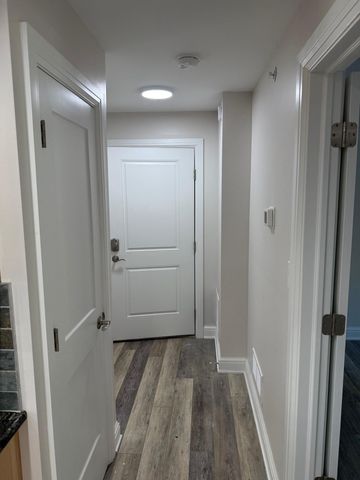 627 River N 4, Ypsilanti, MI 48198