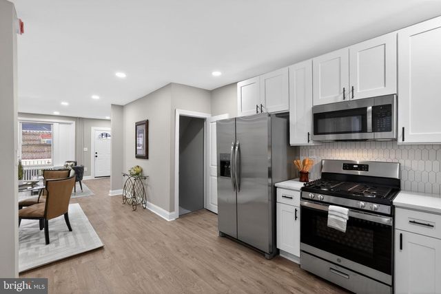 2002 LAVEER ST, Philadelphia, PA 19138