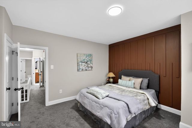 2002 LAVEER ST, Philadelphia, PA 19138