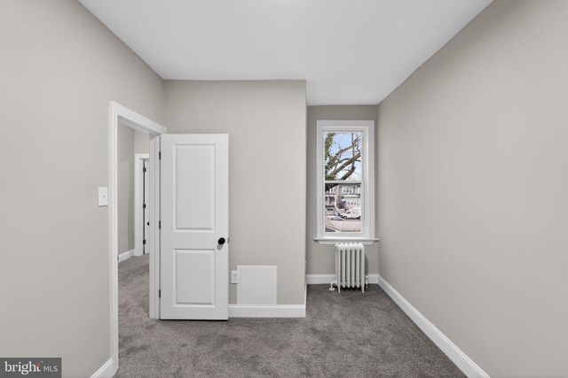 2002 LAVEER ST, Philadelphia, PA 19138