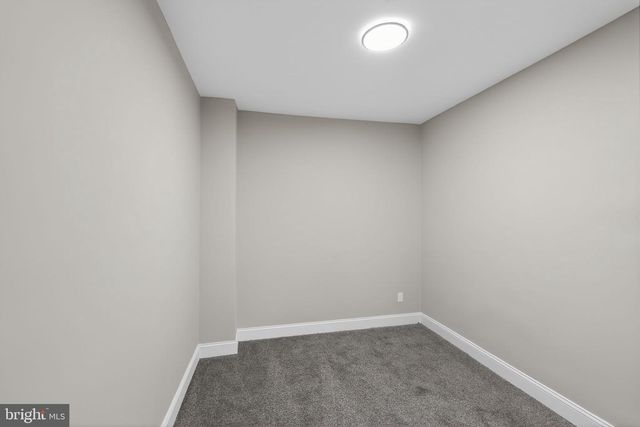 2002 LAVEER ST, Philadelphia, PA 19138