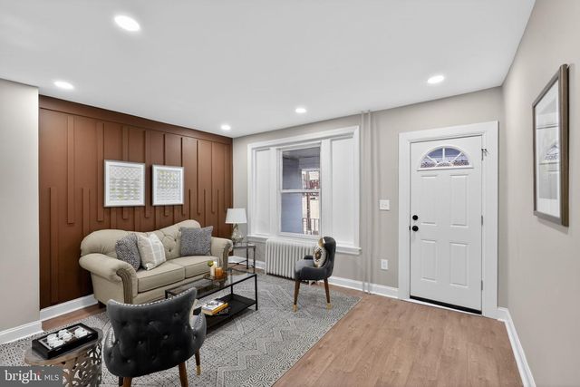 2002 LAVEER ST, Philadelphia, PA 19138