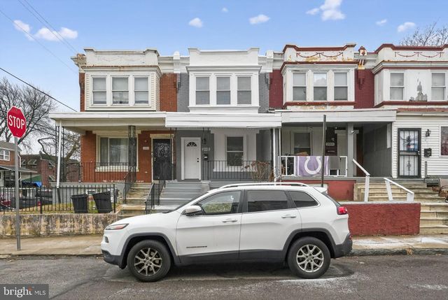 2002 LAVEER ST, Philadelphia, PA 19138