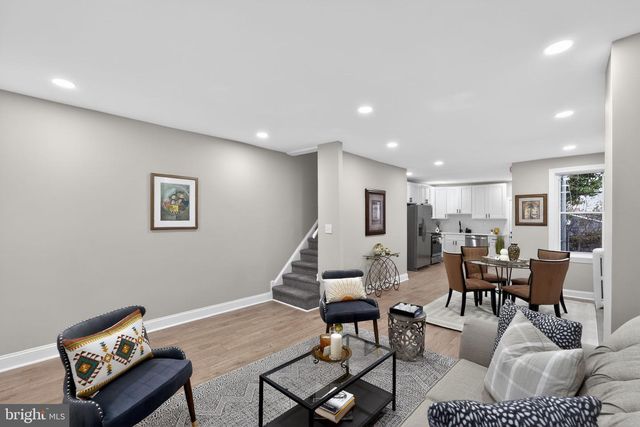 2002 LAVEER ST, Philadelphia, PA 19138