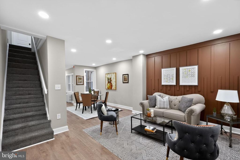 2002 LAVEER ST, Philadelphia, PA 19138