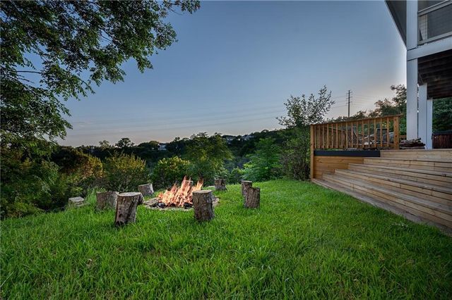 1306 Arronimink CIR, Austin, TX 78746