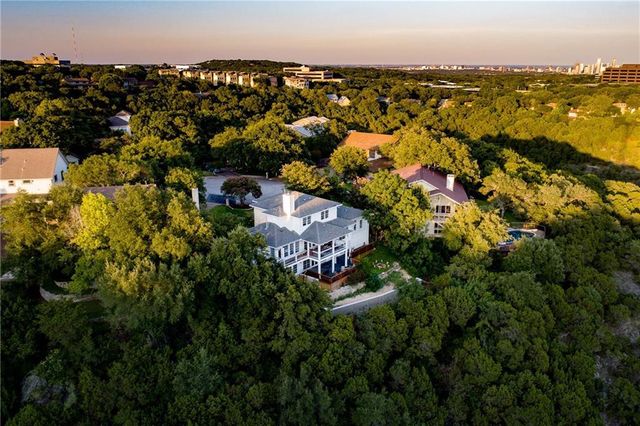 1306 Arronimink CIR, Austin, TX 78746