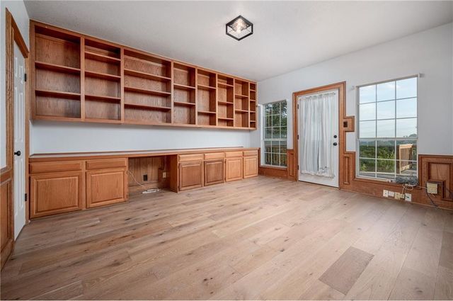 1306 Arronimink CIR, Austin, TX 78746