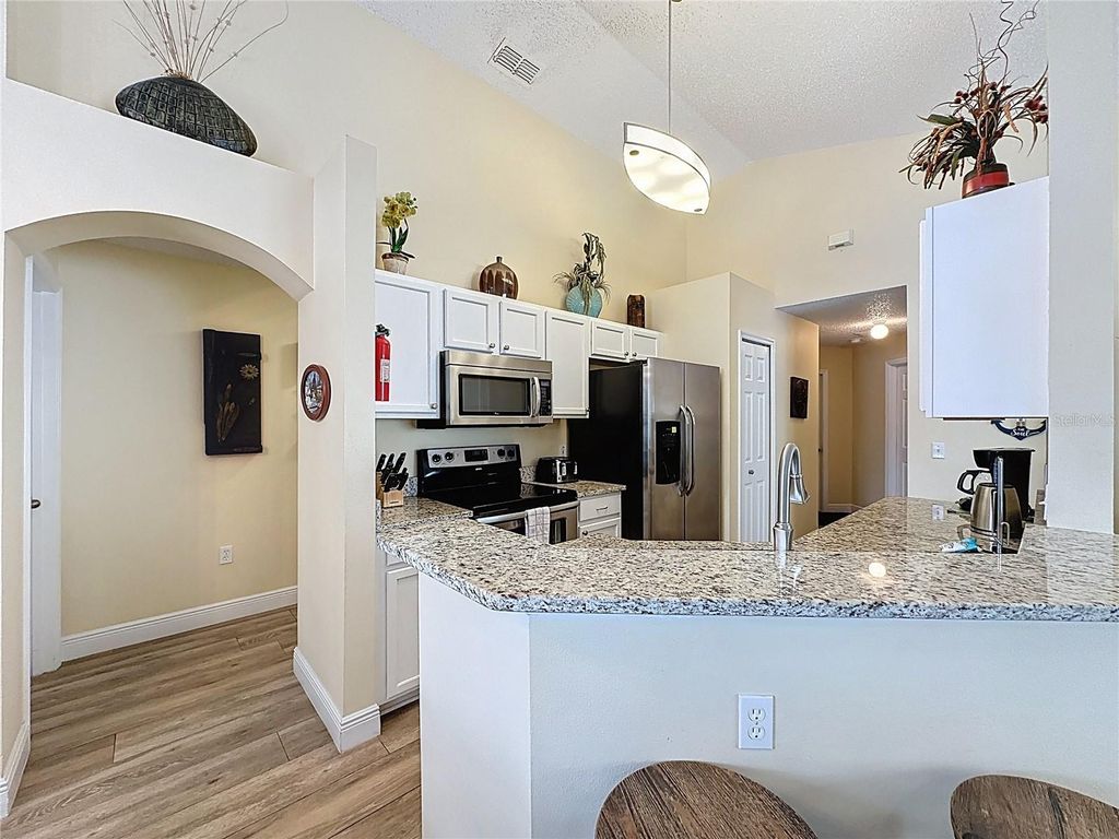 Image 16 of property listing at 2814 KOKOMO LOOP, Haines City, FL 33844