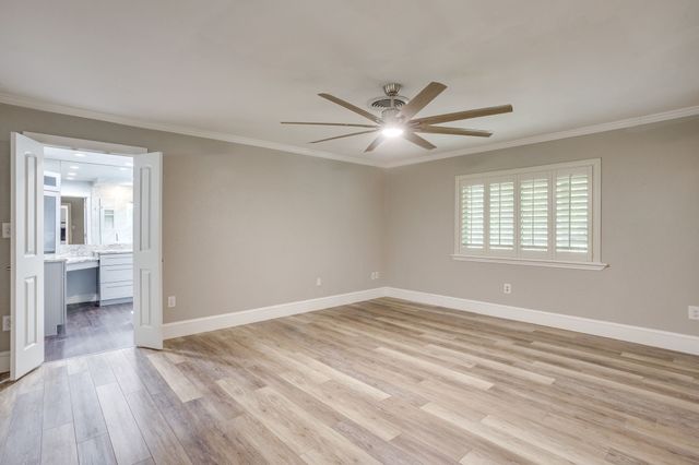 104 Wildwood Court, Azle, TX 76020