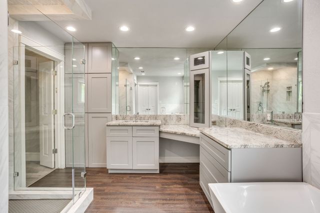 104 Wildwood Court, Azle, TX 76020