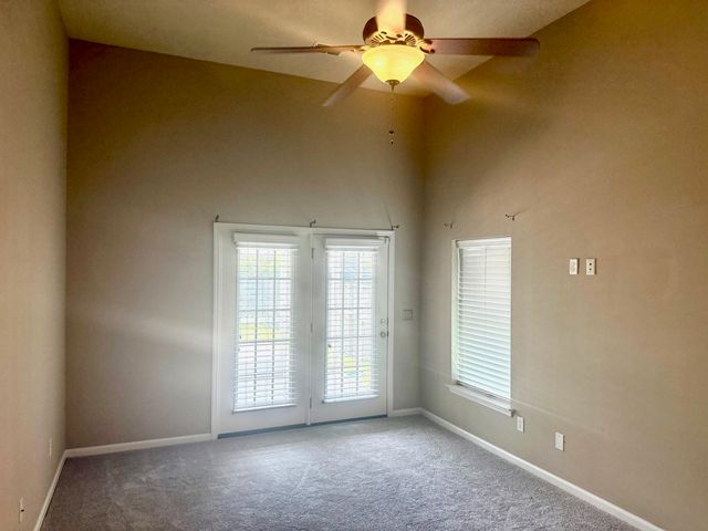 7304 Kestrel Trail, Hanahan, SC 29410