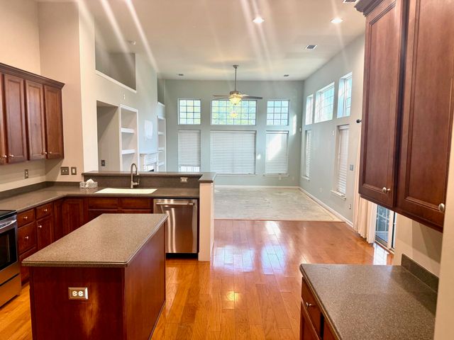 7304 Kestrel Trail, Hanahan, SC 29410