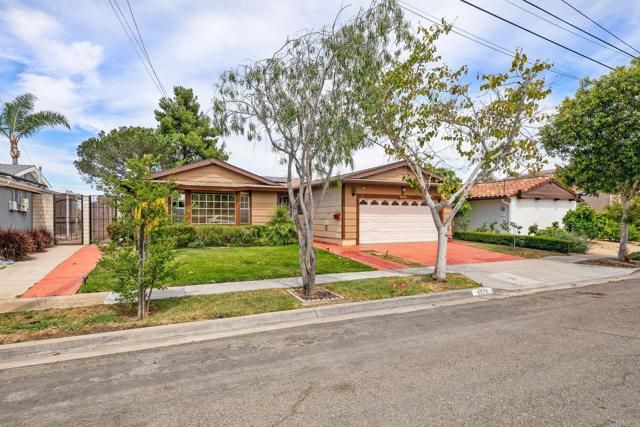 4674 Mount Laudo Drive, San Diego, CA 92117