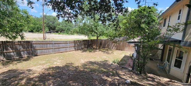 7316 Trail Xing, San Antonio, TX 78250