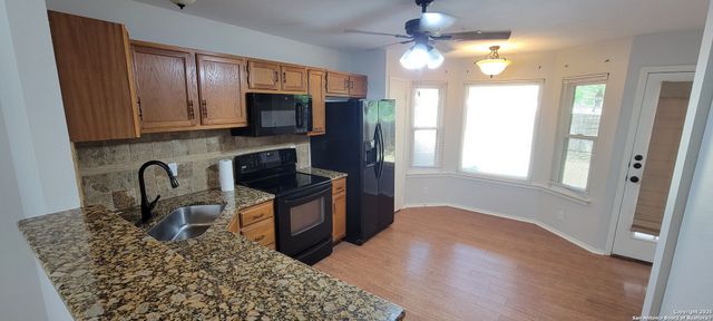 7316 Trail Xing, San Antonio, TX 78250