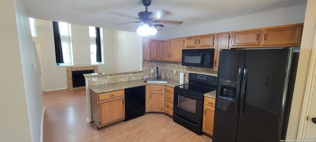 7316 Trail Xing, San Antonio, TX 78250