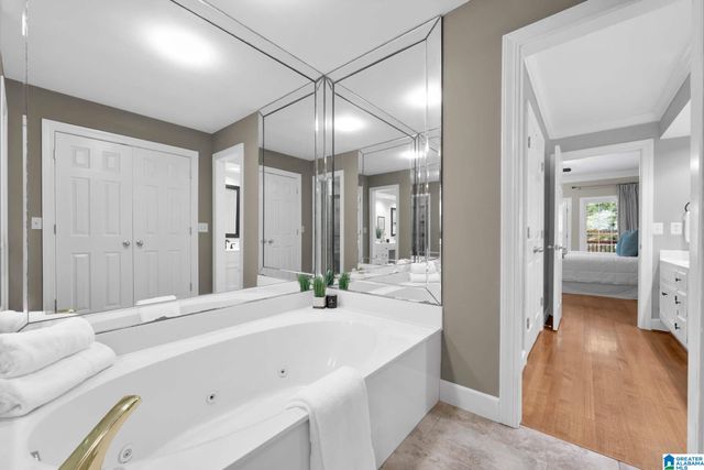4644 S LAKERIDGE DRIVE, Hoover, AL 35244