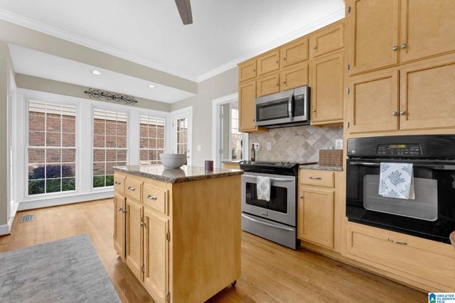 4644 S LAKERIDGE DRIVE, Hoover, AL 35244