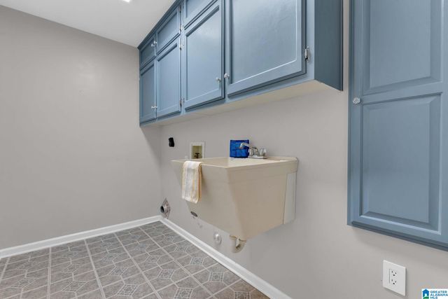 4644 S LAKERIDGE DRIVE, Hoover, AL 35244